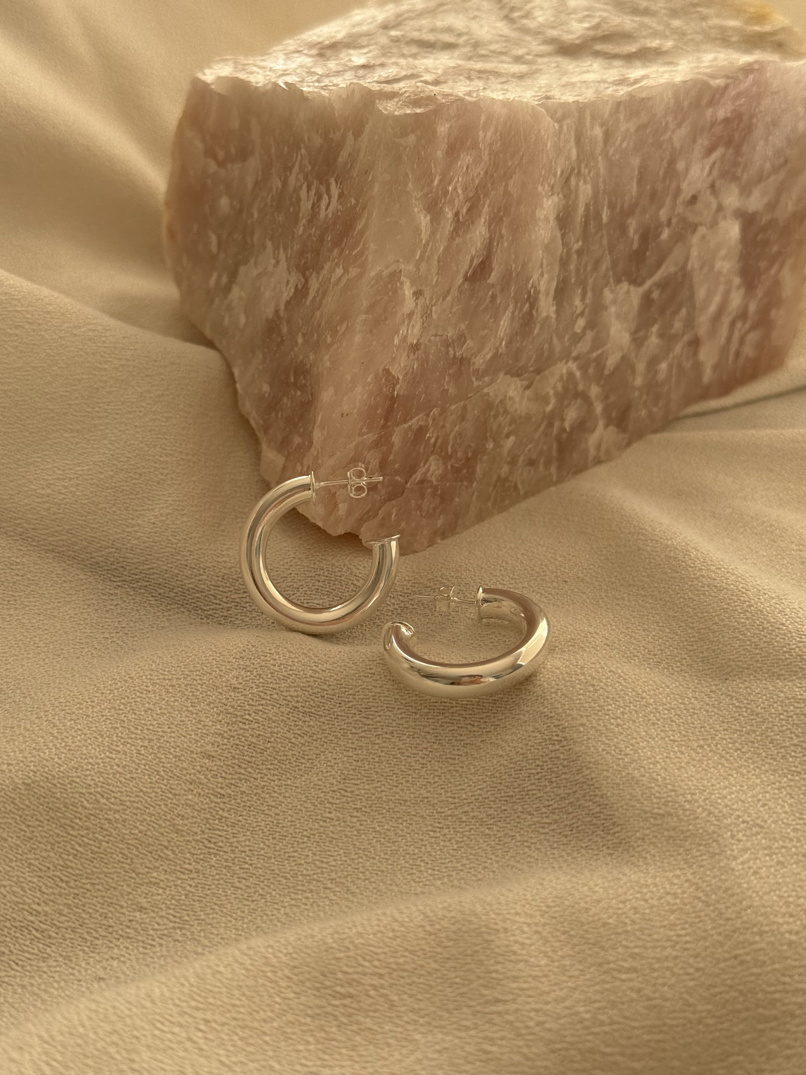 Aros Argolla L plata - Las Joyas de Julieta foto 2